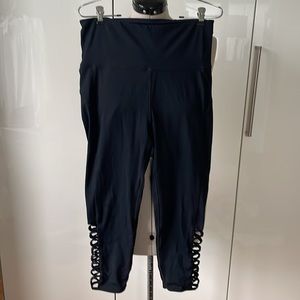 Cotton On Body Leggings In Black Size-Medium